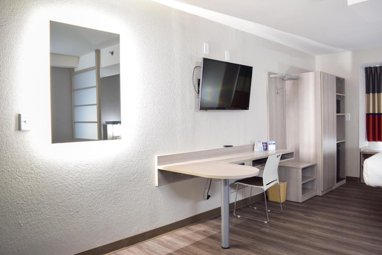 Travelers Inn And Suites Raleigh Eksteriør billede